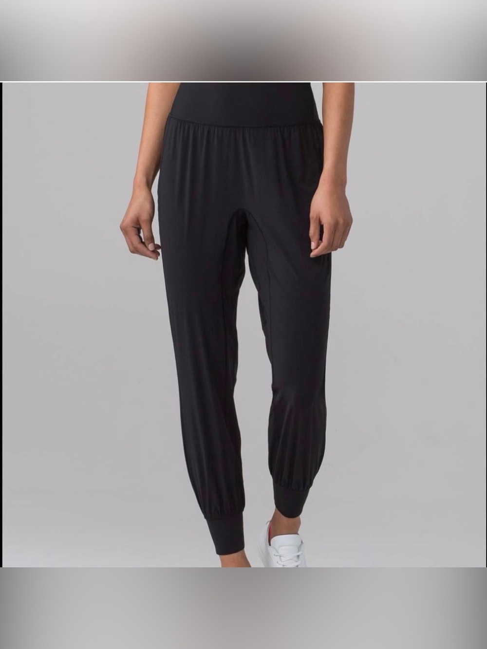 Lululemon Black Women's Jogger Pants - Lightweight Comfort